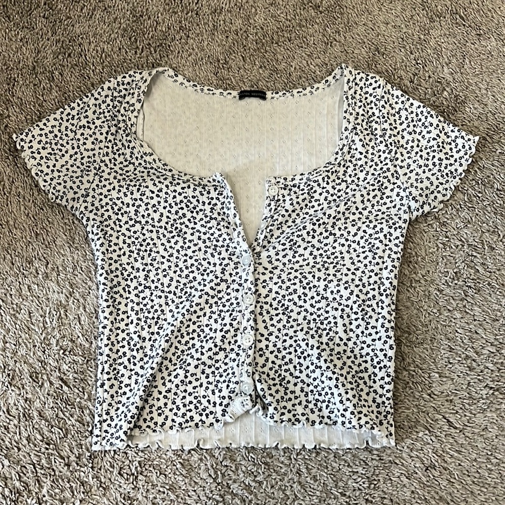 Brandy Melville crop top